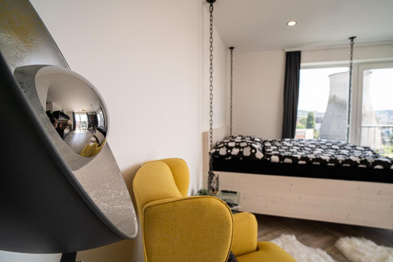 Appartement Zeppelin Studio With An Industrial View - Brno Extérieur photo